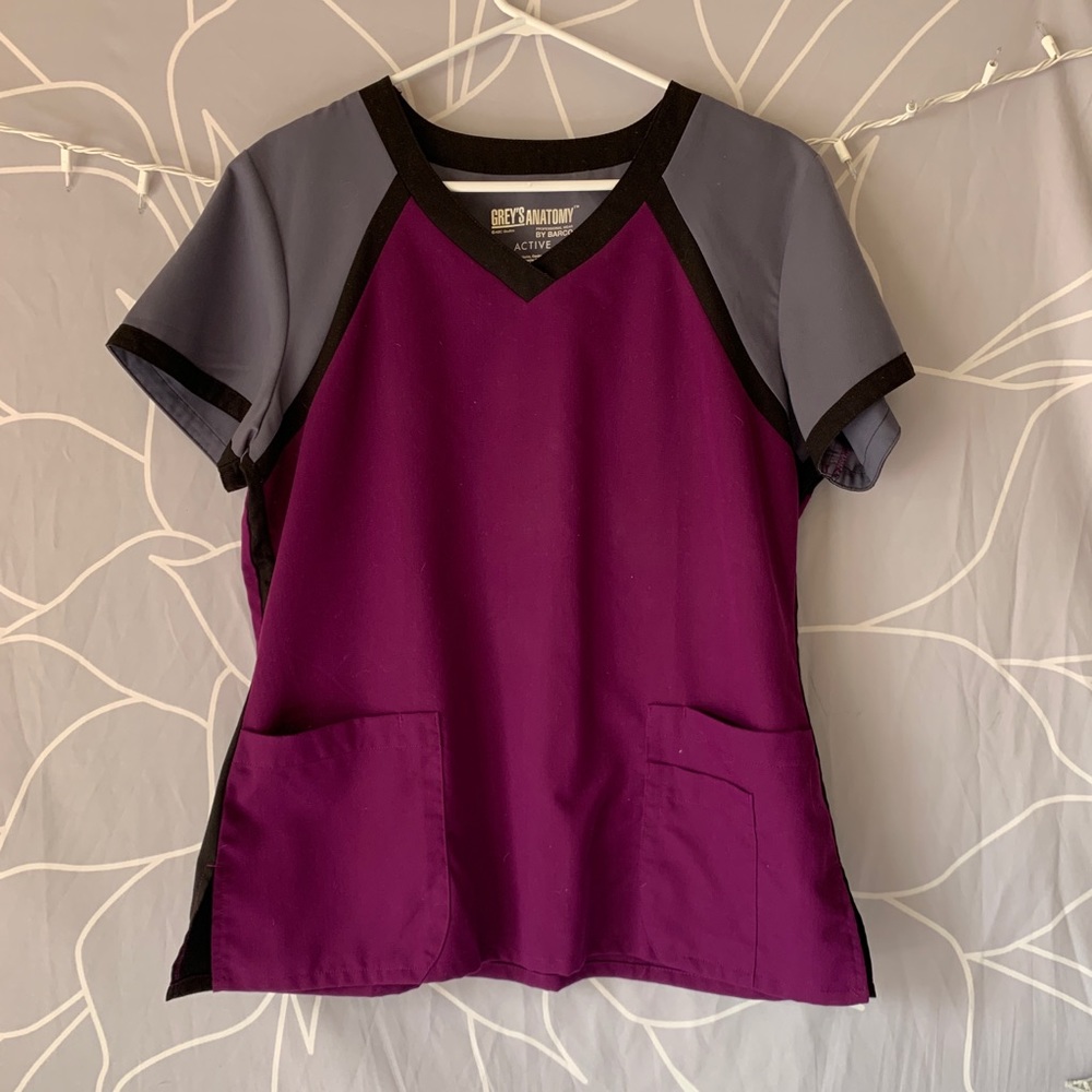 Grey’s Anatomy Active Scrub Top